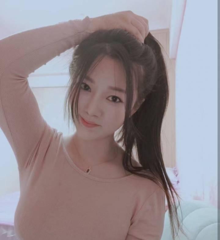 这是我自己去探的小妹妹