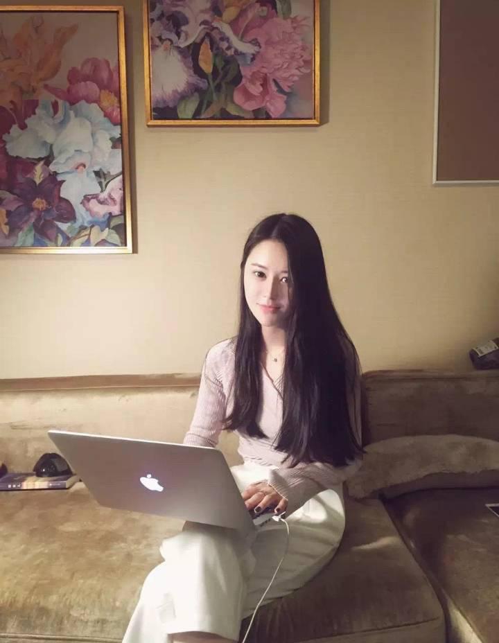 分享一个宝安区很不错的妹子