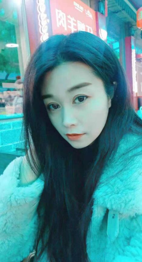 做丝足的御姐 丫丫 有QT