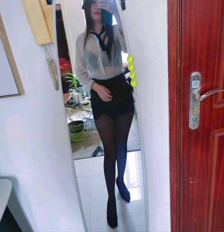 非常性感可人的小姐姐